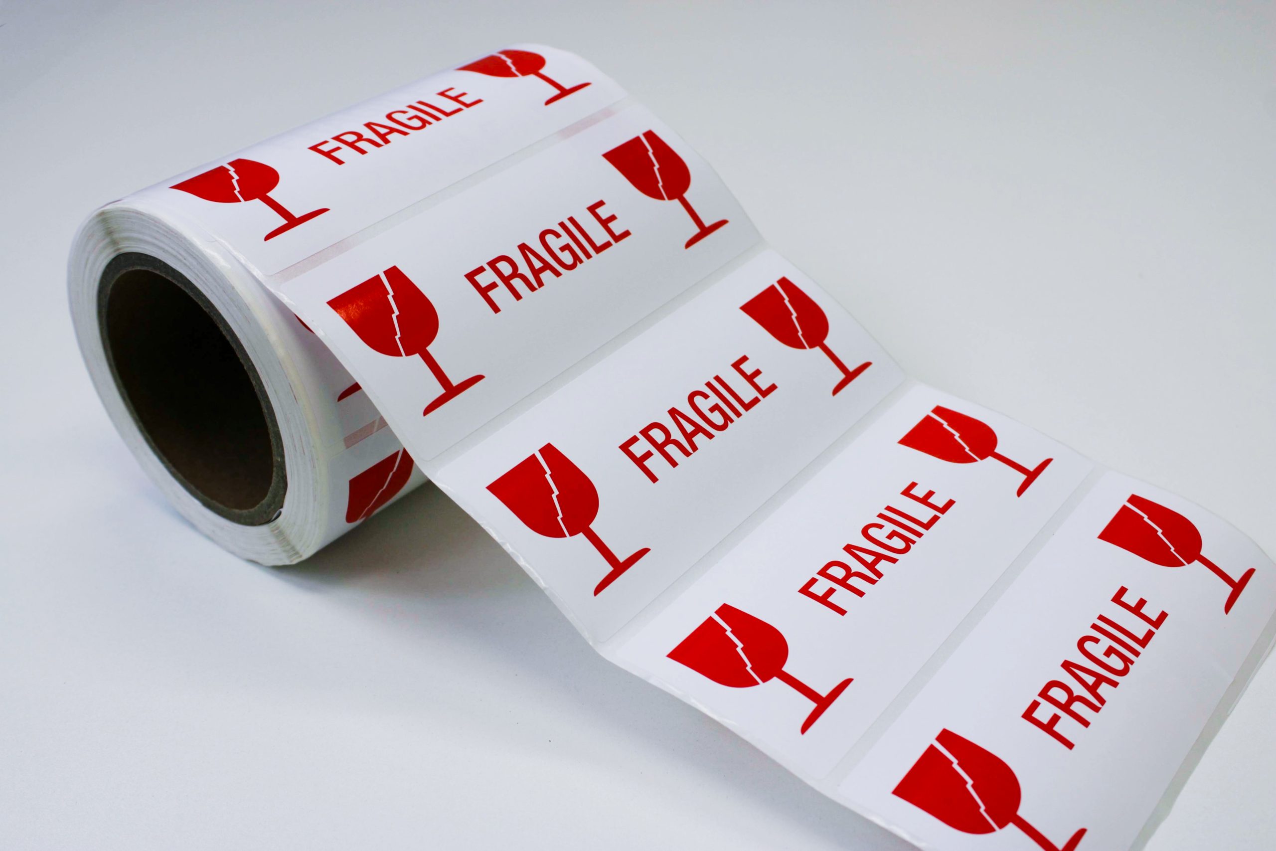 Etiket op rol - Fragile 2 glazen 150x60mm - Afbeelding 4